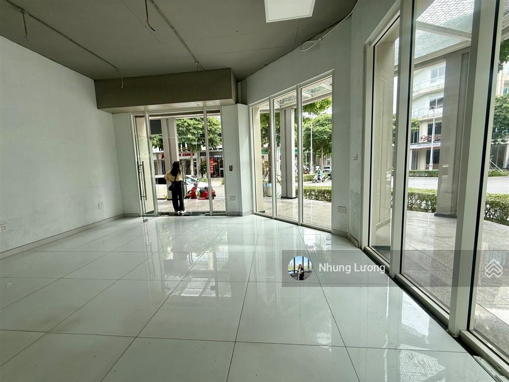 Full giỏ hàng nhà phố cho thuê tại sala  5 tầng + 1 hầm, chuyên sala hỗ trợ 24/7