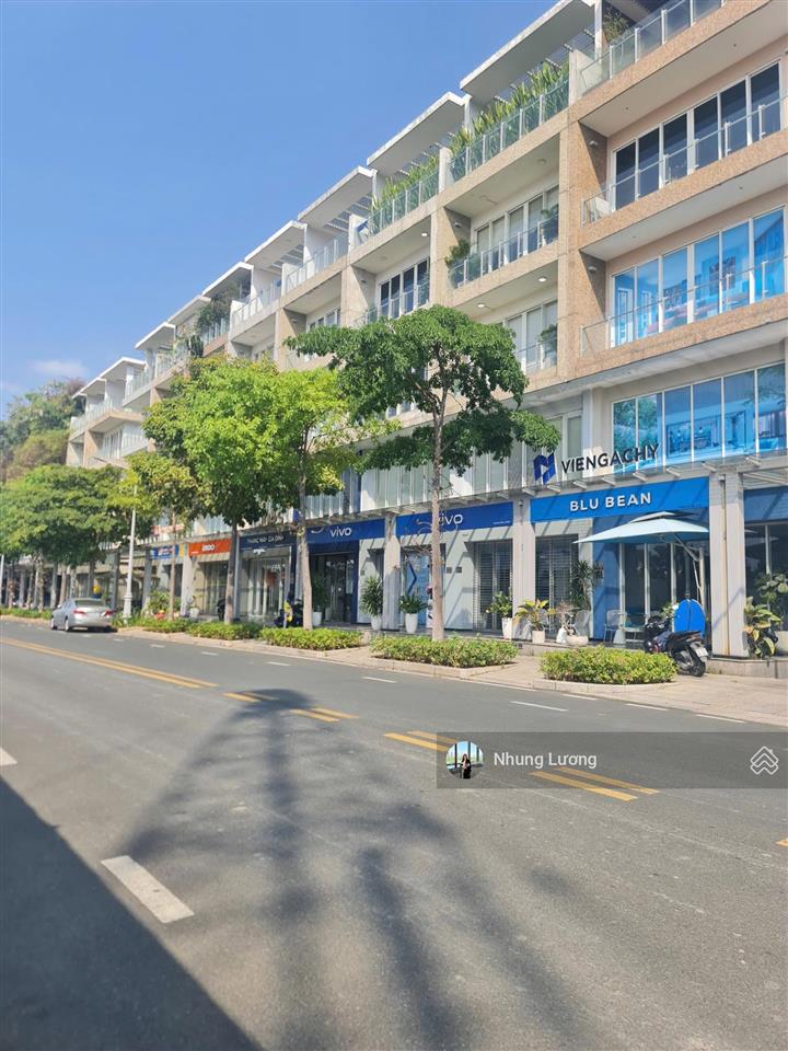 Full giỏ hàng nhà phố cho thuê tại sala  5 tầng + 1 hầm, chuyên sala hỗ trợ 24/7