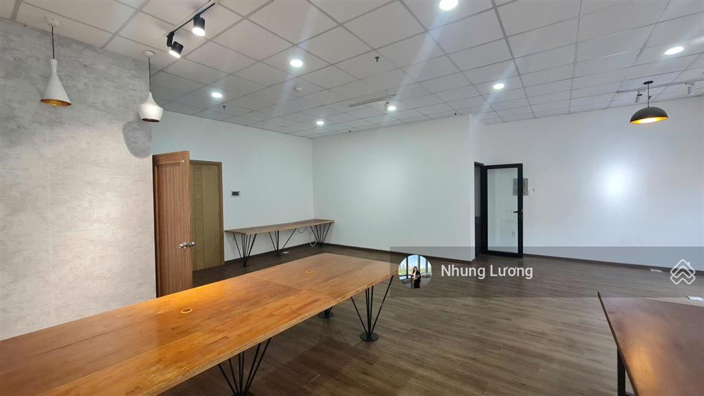 Cho thuê shophouse sala 240m2  3 tầng  90 triệu sẵn chìa khóa, xem nhà ngay