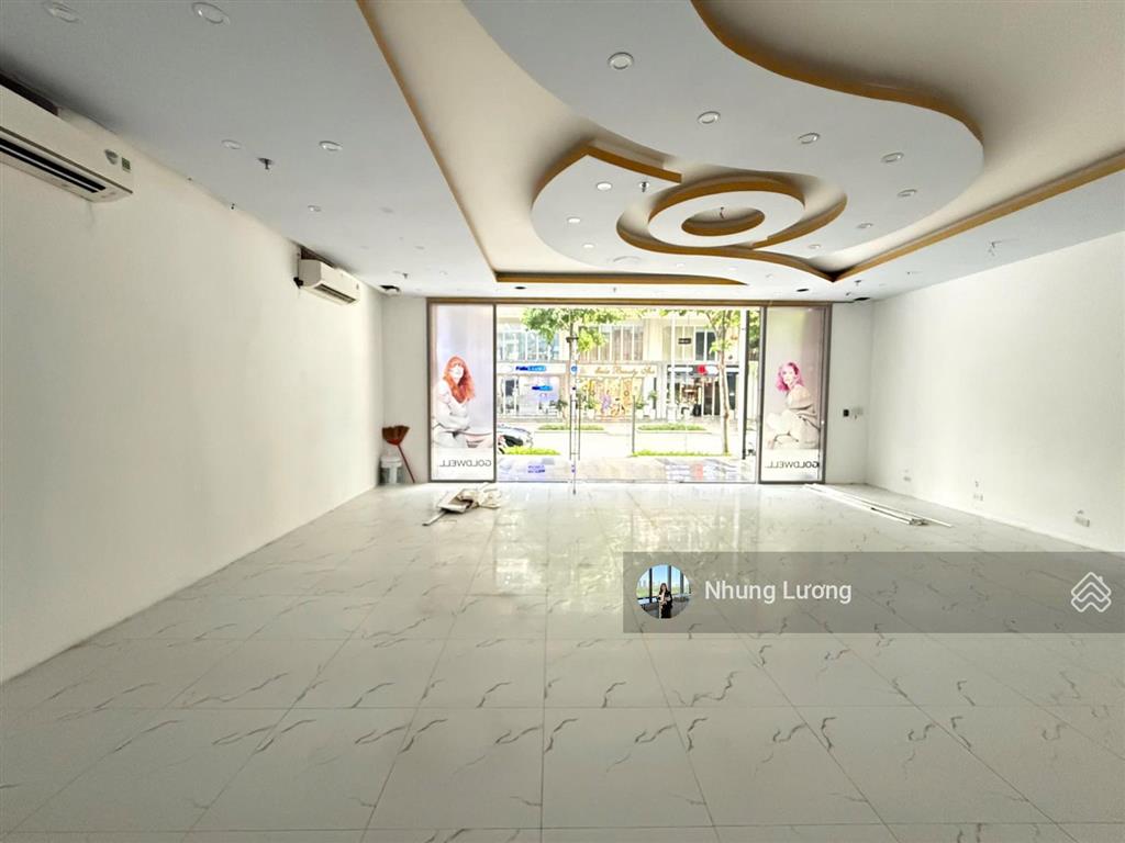 Cho thuê shophouse sala 240m2  3 tầng giá 90 tr/th, em cầm sẵn chìa khóa xem giờ nào cũng được