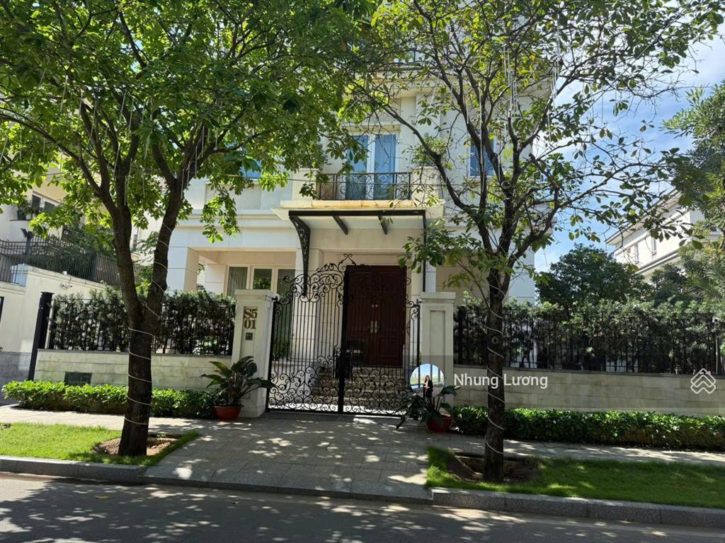 Cần bán biệt thự (villa) saroma sala 331m2  225 tỷ, hầm + 3 tầng và áp mái, sổ hồng