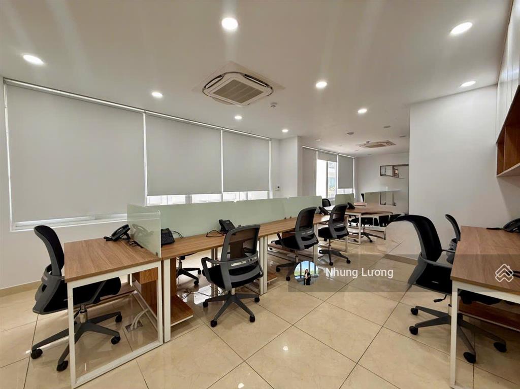 Cho thuê nhà phố sala full nội thất thủ thiêm gần 1.000m2 sử dụng, ngang 14.7m x 20m hai mặt tiền
