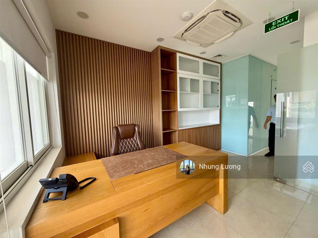 Cho thuê nhà phố sala full nội thất sala 1.000m2 sử dụng, ngang 14.2m x 20m hai mặt tiền