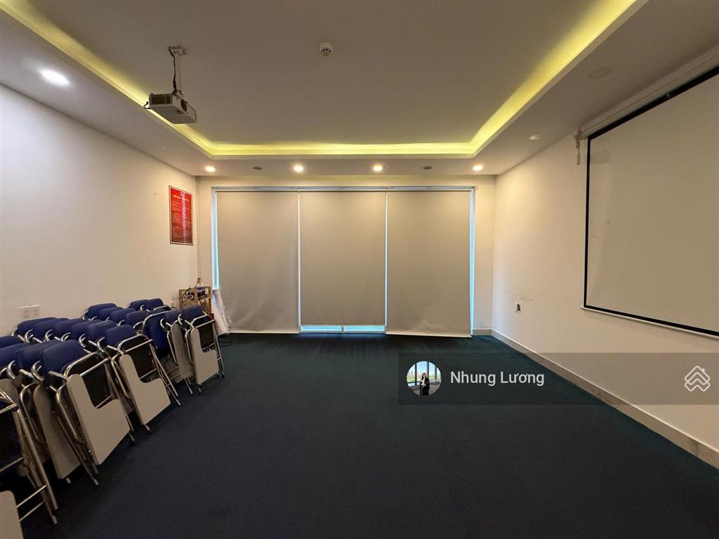 Cho thuê nhà phố sala đang hoàn thiện 5 tầng và 1 hầm 110tr/th sd 480m2 đầy đủ thang máy, máy lạnh