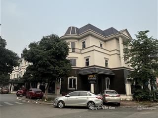 Bán nhanh bt vip kiến hưng, hà đông  dt 335m lô góc, trục chính kinh doanh. giá tốt chỉ hơn 40 tỷ