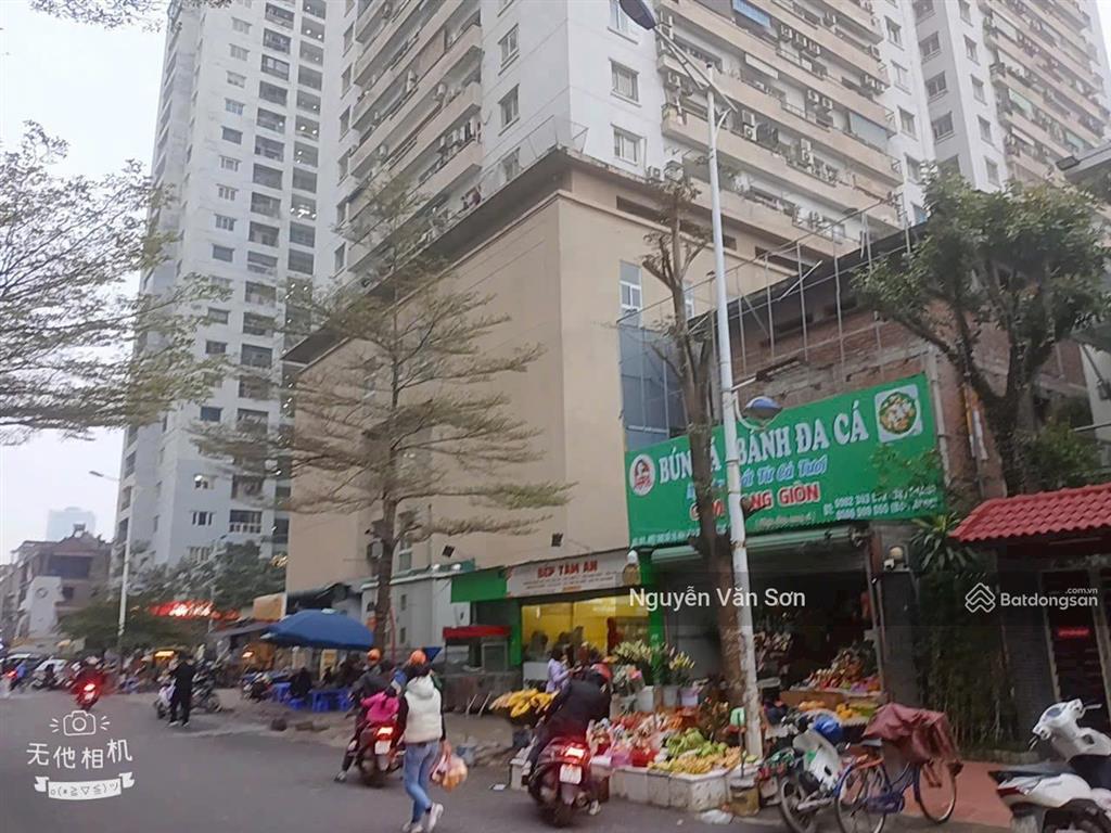 Bán gấp lô góc văn khê, hà đông  dt 120m2, 4.5 tầng trục đẹp dự án, kd 24/7  giá chỉ 35 tỷ