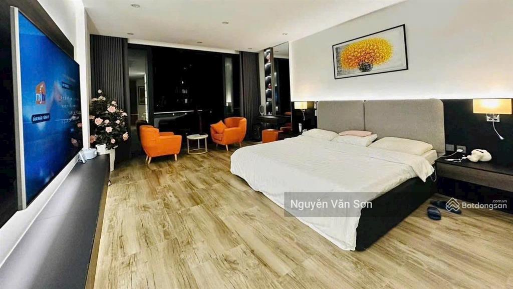 Bán nhanh lk tại khu đô thị mới an hưng  dt 83m 4,5tầng full đồ, hướng mát, sát hồ  nhỉnh 20ty