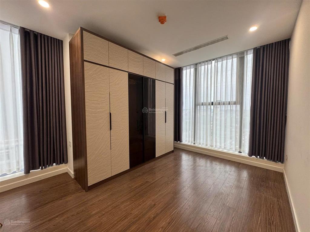 Cho thuê ch 3pn, 2wc, 97m2, 17 triệu tại sunshine city rẻ nhất, đẹp xuất sắc