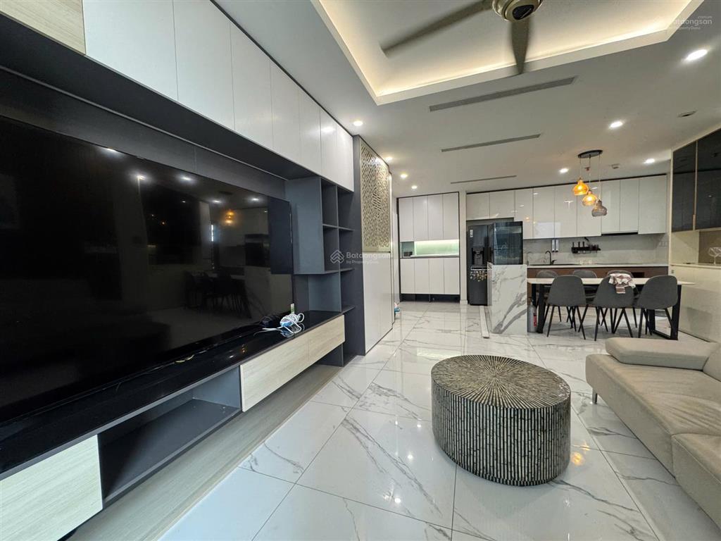 Cho thuê căn hộ sunshine city 3pn, 2wc view sông giá 24,5tr/tháng
