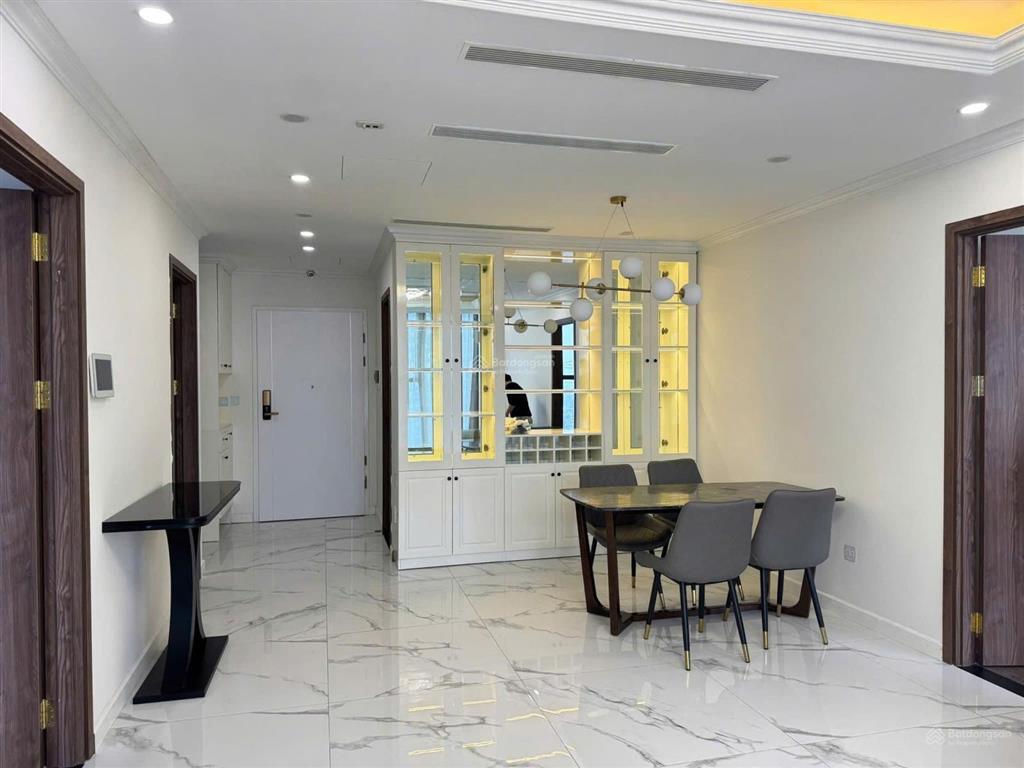 Cho thuê căn hộ 3 ngủ 18tr/tháng sunshine city, phú thượng