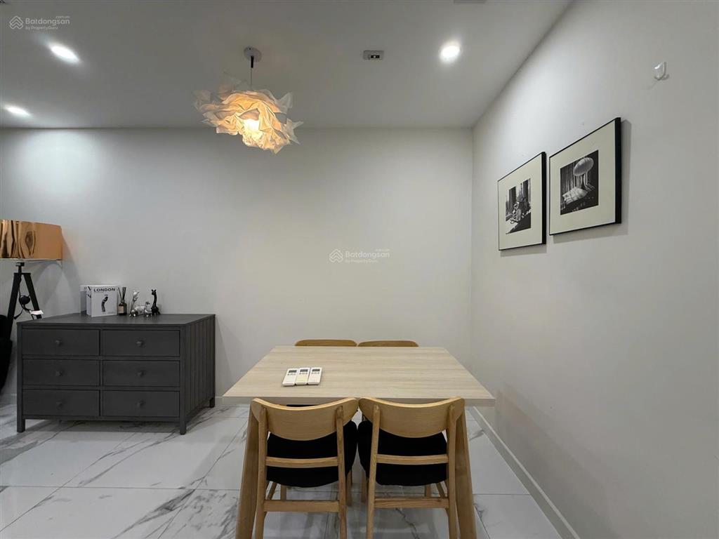 Cho thuê căn hộ 2pn, 80m2, giá 19 triệu, view đẹp tại sunshine city