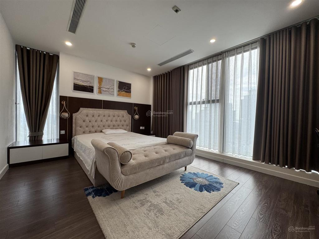 Cho thuê dual  key cc sunshine city, 65 triệu, 180m2, 4pn, 4wc, view đẹp