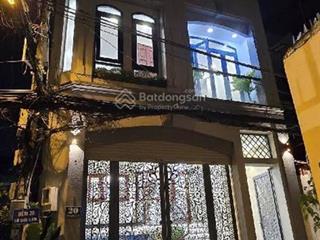 Nhà mặt tiền trần hữu trang 5 tầng có gara riêng biệt , hồ bơi , thang máy.. ở hoặc kinh doanh