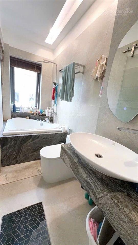 Nhà mặt tiền 4.7 x 15 khu vip sân bay tân sơn nhất  hiếm  giá tốt  sổ đẹp