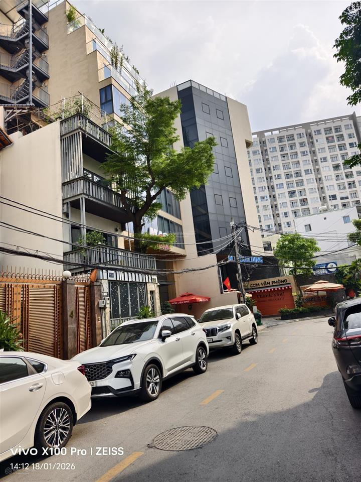 Nhà mặt tiền 4.7 x 15 khu vip sân bay tân sơn nhất  hiếm  giá tốt  sổ đẹp