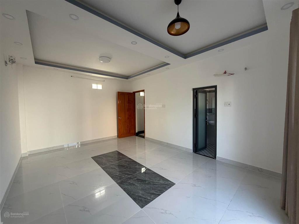 Nhà mới xây 5 tầng  hẻm xe hơi đặng văn ngữ  khu nhà giàu  gần mặt tiền & an ninh tốt , dân trí