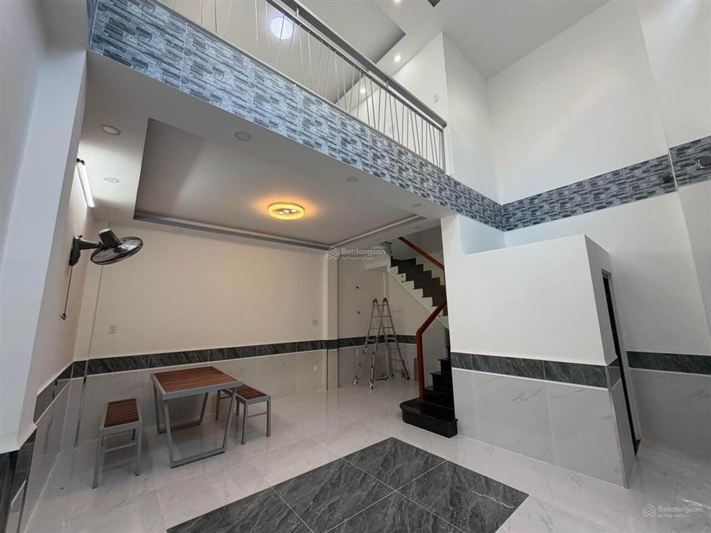 Nhà mới xây 5 tầng  hẻm xe hơi đặng văn ngữ  khu nhà giàu  gần mặt tiền & an ninh tốt , dân trí