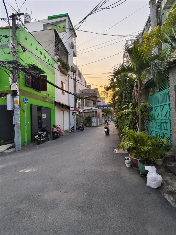 115m2 khuông đất vuông đẹp đào duy anh  phú nhuận, sân bay , trung tâm