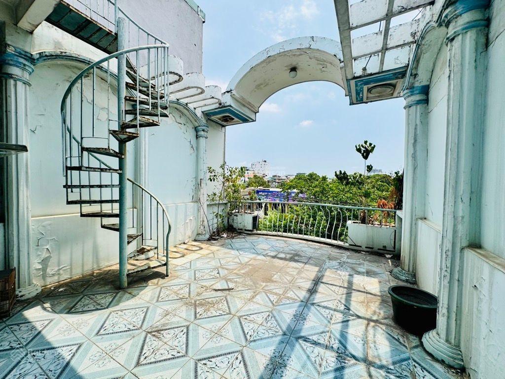 Hàng hiếm phú nhuận ! ngang khủng 7.3 x 9.5 x 6 tầng  12pn , kinh doanh đầu tư chdv siêu đẹp