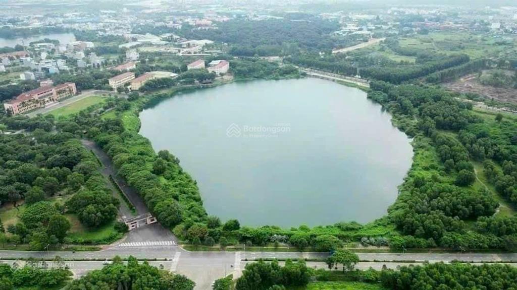 Bcons green emerald tầng 12 căn gốc với 1,5 tỷ sở hữu có rõ ràng sẵn 12 triệu, gần metro, thủ đức