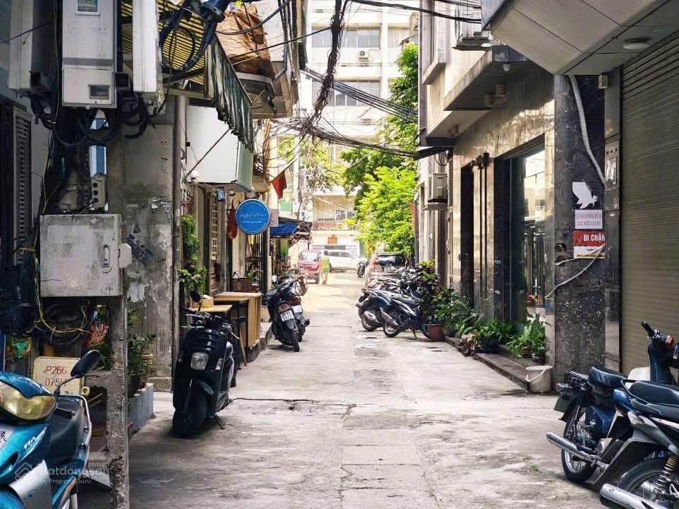 Chính chủ cần bán nhanh nhà phố núi trúc  50,4m  4 tầng  sử dụng thực trên 60m2