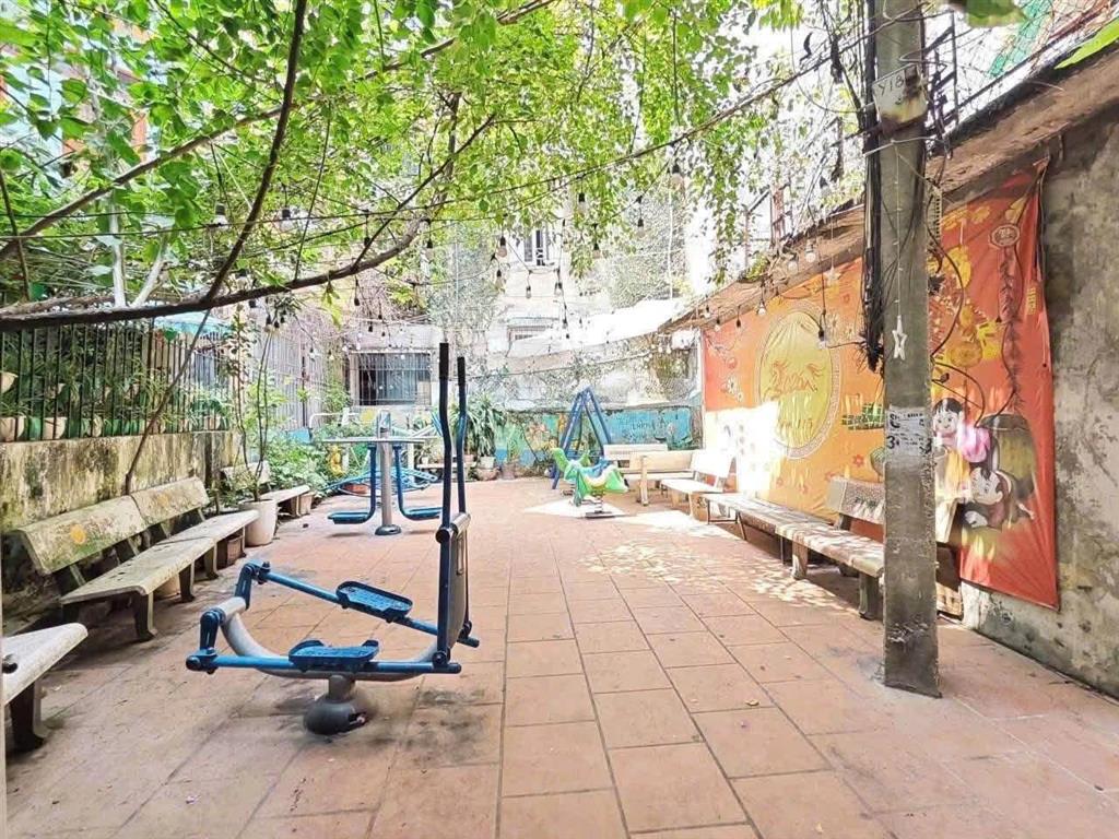Chính chủ cần bán nhanh nhà phố núi trúc  50,4m  4 tầng  sử dụng thực trên 60m2