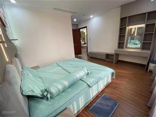 Bán căn hộ 3pn vinhomes central park 128m2 nội thất cao cấp sổ hồng