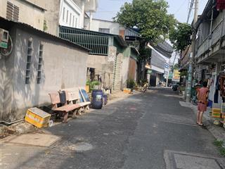 Nhỉnh 3 tỷ nhà 4,2x15m, xây2 tầng, đường nhựa, kề trường phạm văn sáng, hóc môn