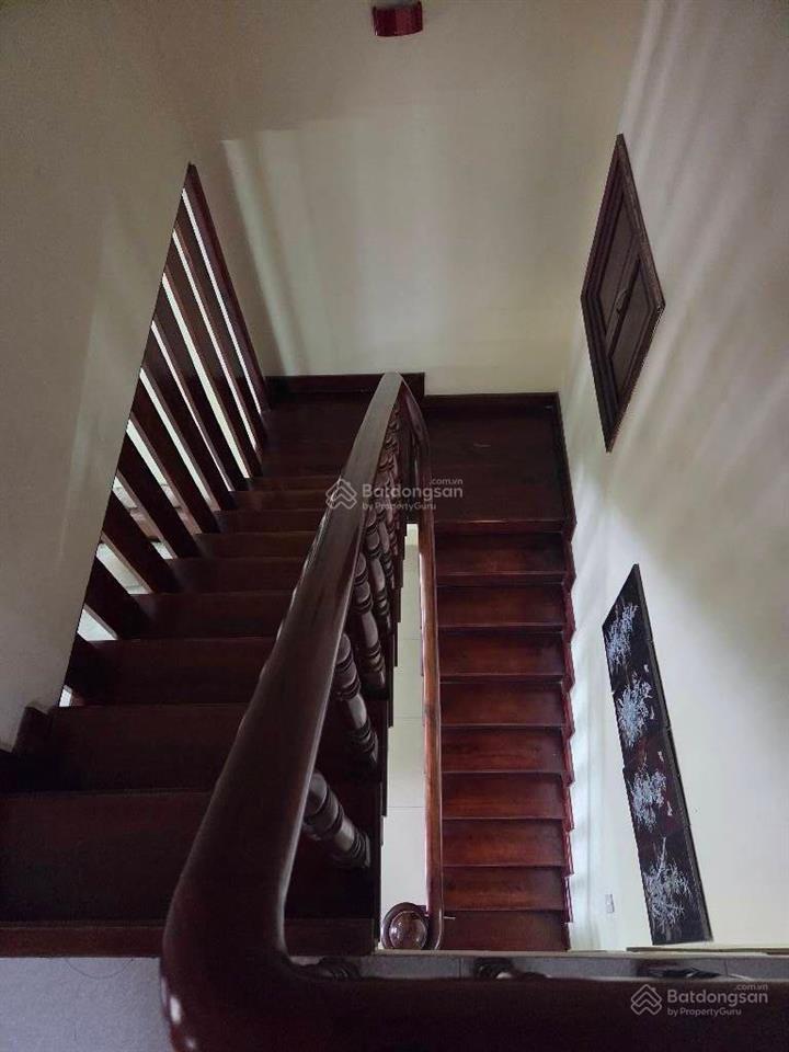 Nhỉnh 3 tỷ nhà 4,2x15m, xây 2 tầng, đường nhựa, kề trường phạm văn sáng, hóc môn