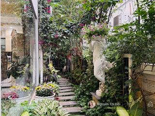 Cho thuê biệt thự song lập có thang máy tại vinhomes thăng long