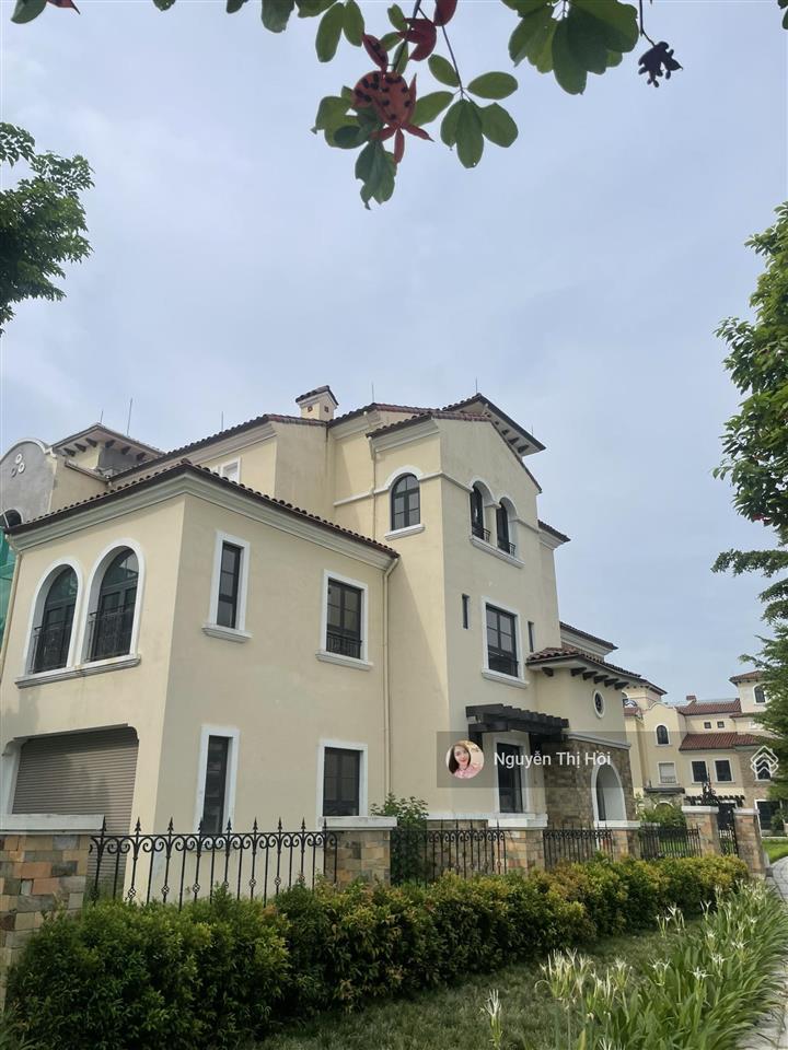 Vista lago biệt thự góc đường to, giá tham khảo tốt trong khu vực, sổ đỏ 180 tr/m2