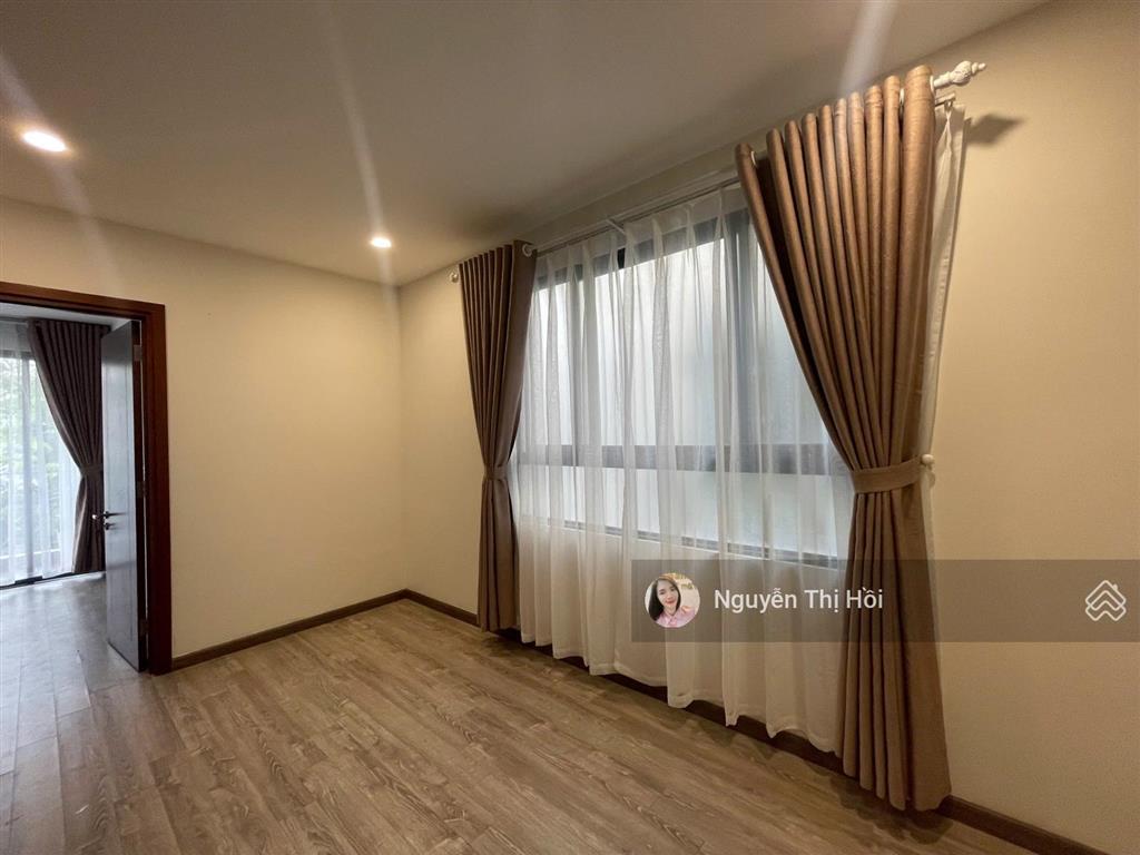 Biệt thự song lập 123m2 mặt đường lớn vinhomes thăng long 18 triệu/tháng