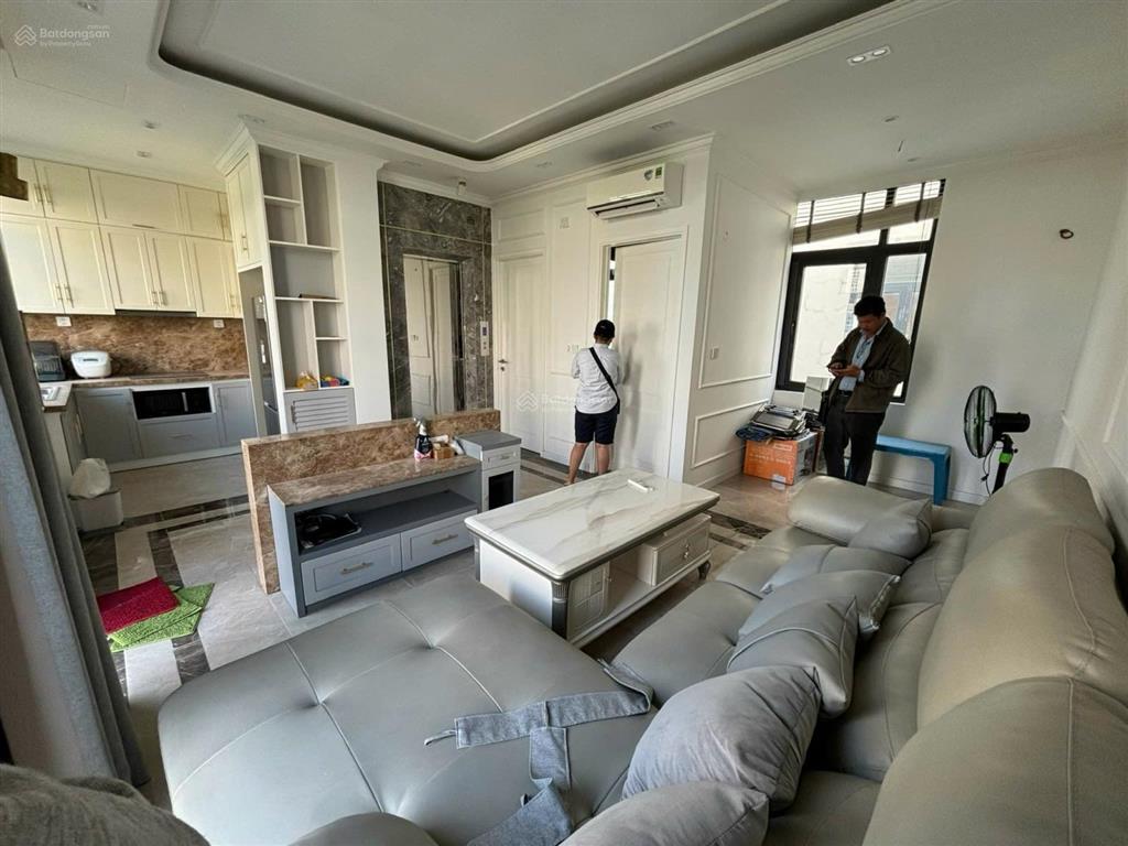 Bán nhà phố 84m² hoàn thiện trục d9 vinhomes grand park