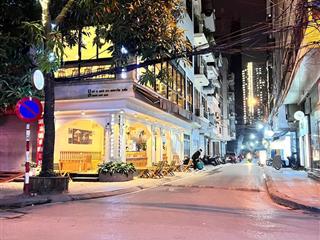 Bán nhà 55m2 vỉa hè ô tô tránh nguyễn xiển ở kinh doanh tặng nội thất cao cấp, giá 18 tỷ tl