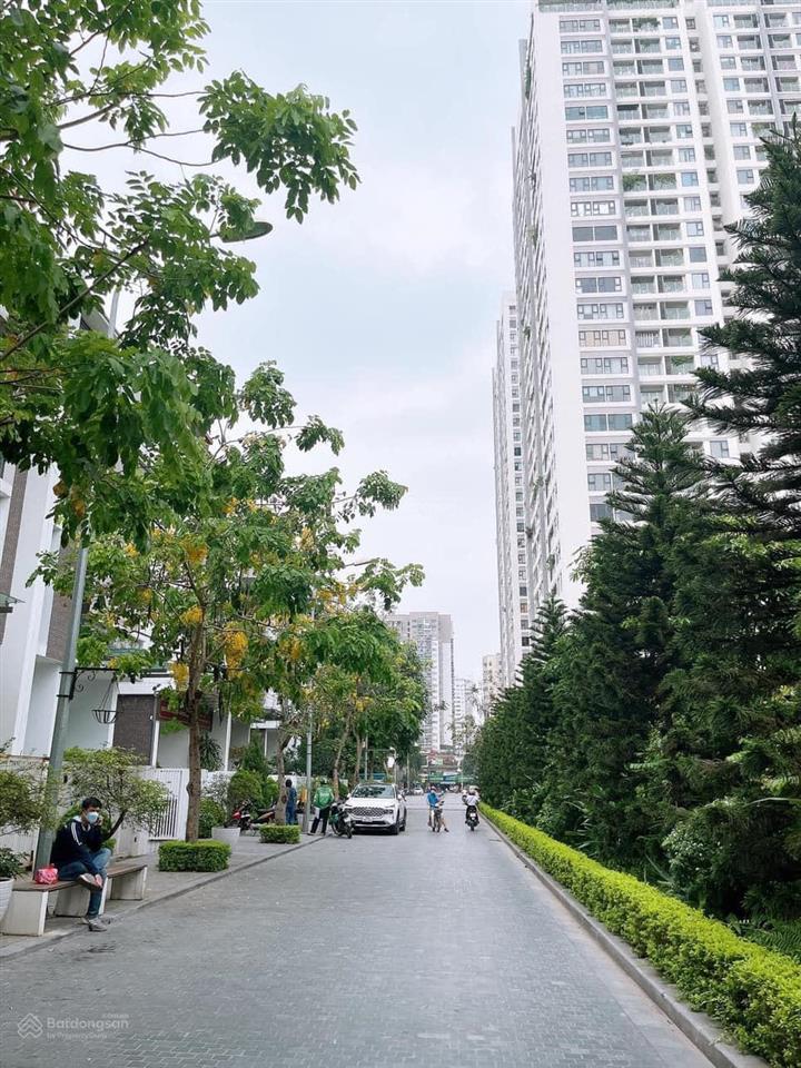 Bán nhà phân lô vỉa hè ô tô tránh nguyễn xiển đại kim, 68m2 5 tầng 6m mặt tiền ở kinh doanh