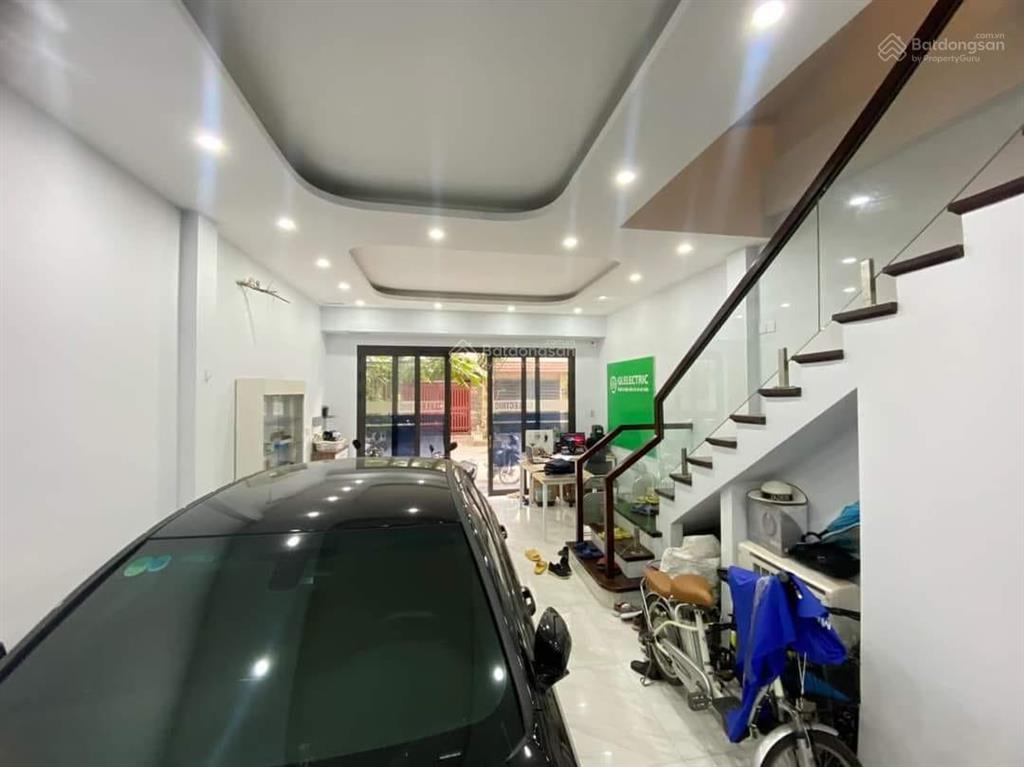 Bán nhà nguyễn quý đức khuất duy tiến thanh xuân 44m2 4 tầng vỉa hè ô tô tránh ở kinh doanh