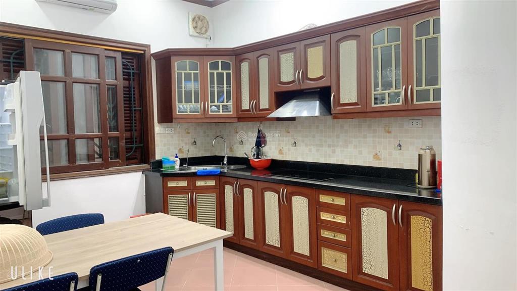 Bán gấp nhà phân lô vỉa hè 2 thoáng đều ô tô tránh nguyễn xiển 4 tầng