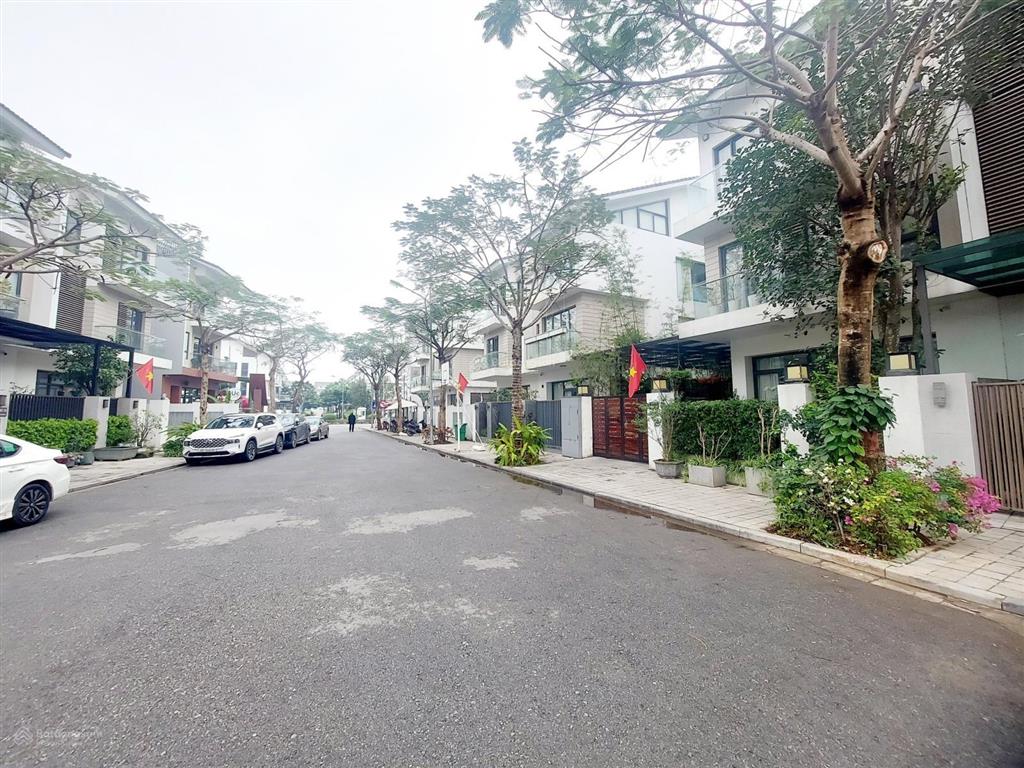 Bán nhà riêng ngay khu liền kề 90 nguyễn tuân 70m2 5 tầng 5,5m mt vỉa hè ô tô dừng đỗ ở kinh doanh