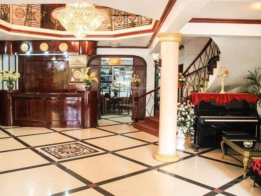 Bán nhà mặt phố phùng khoang 129m2 4 tầng mặt tiền 8m, thiết kế 4 tầng vừa ở vừa kinh doanh