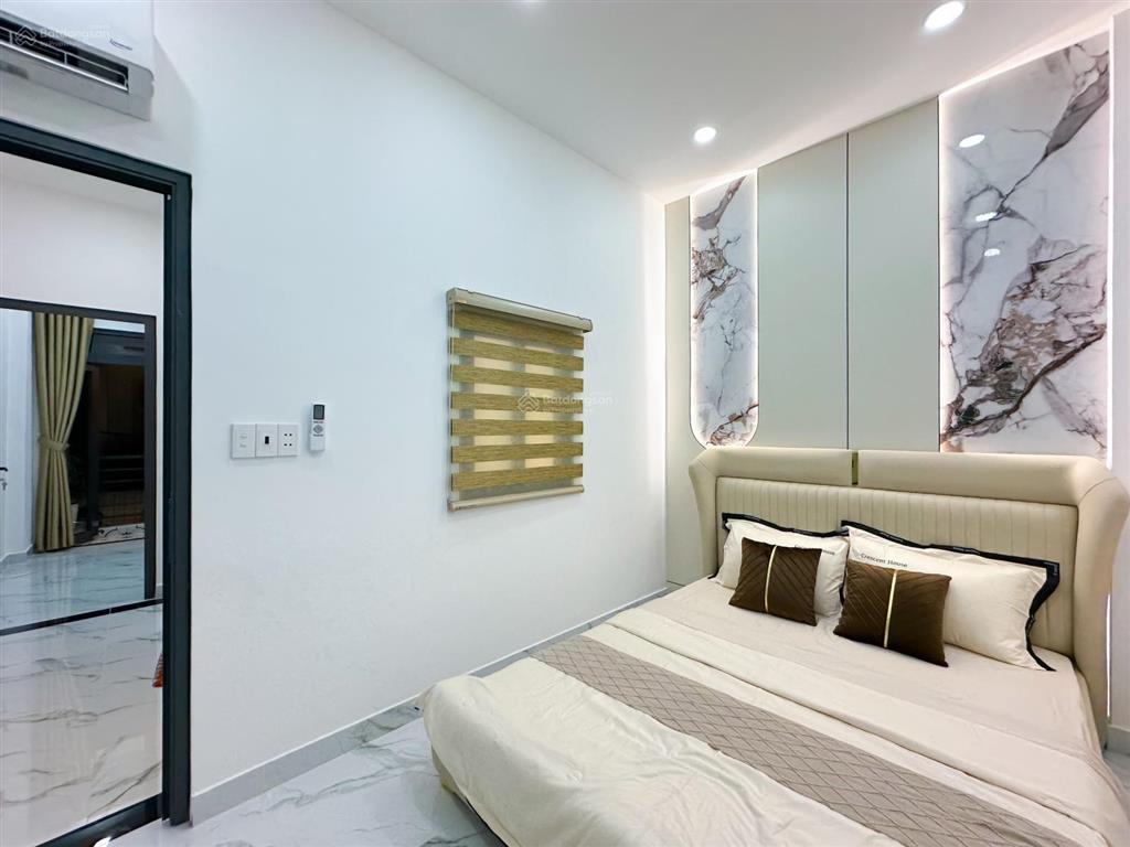 Nhà đẹp 2 tầng, ga metro 2, phạm văn bạch