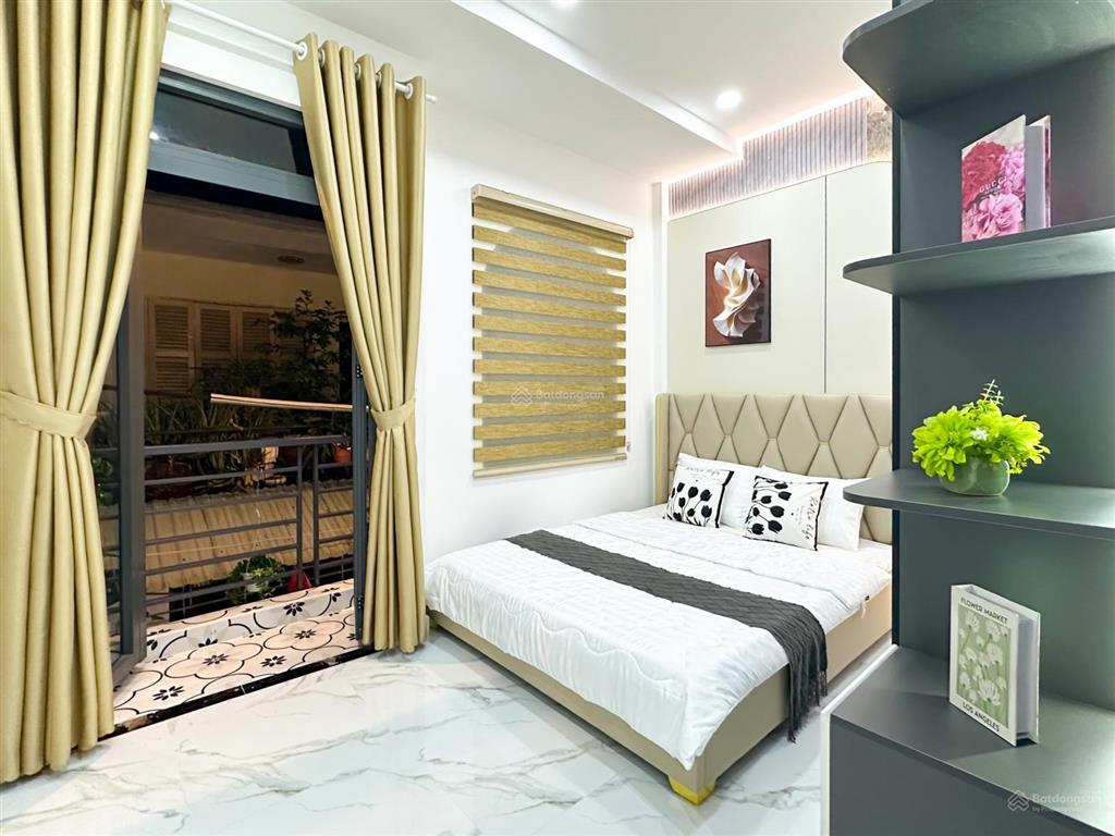 Nhà đẹp 2 tầng, ga metro 2, phạm văn bạch