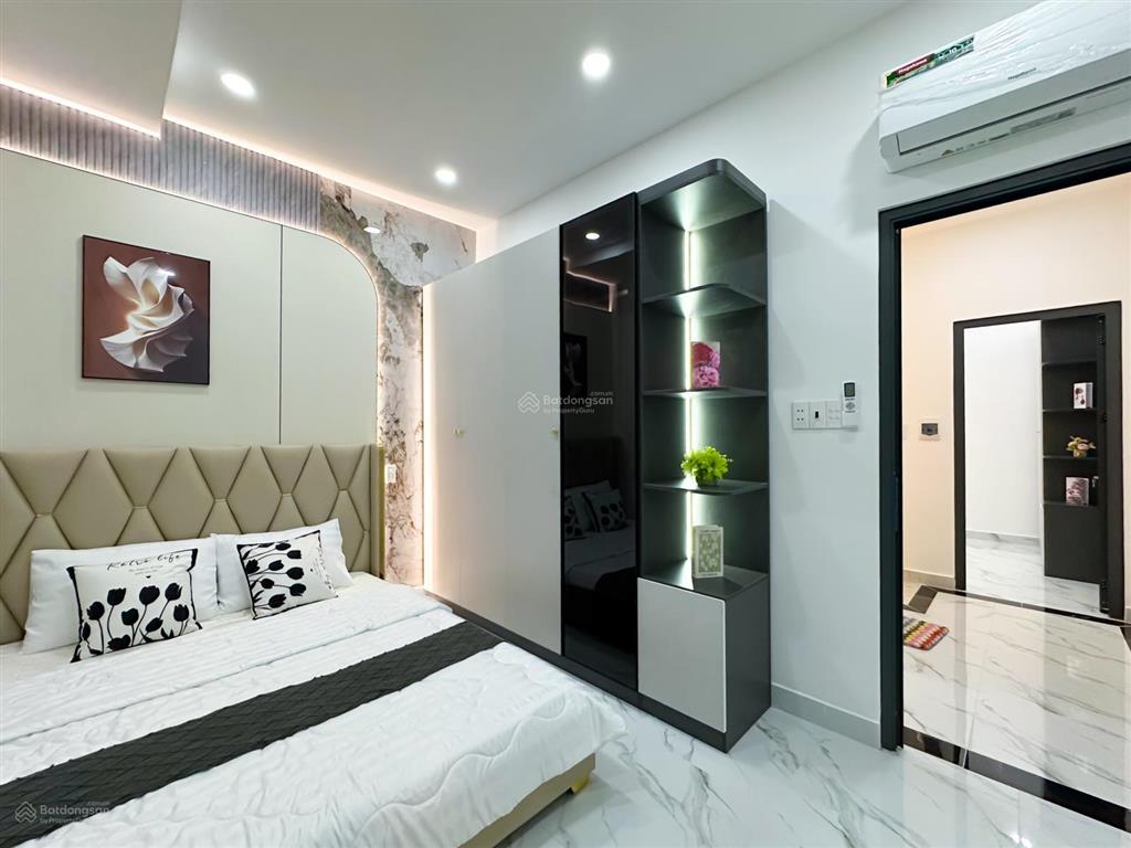 Nhà đẹp 2 tầng, ga metro 2, phạm văn bạch