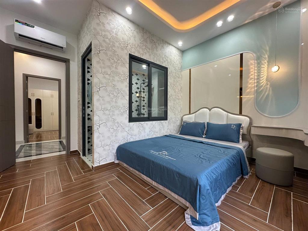 Nhà mới xây, nở hậu 6m, 4 tầng, khu ga metro mới, 6.68 tỷ
