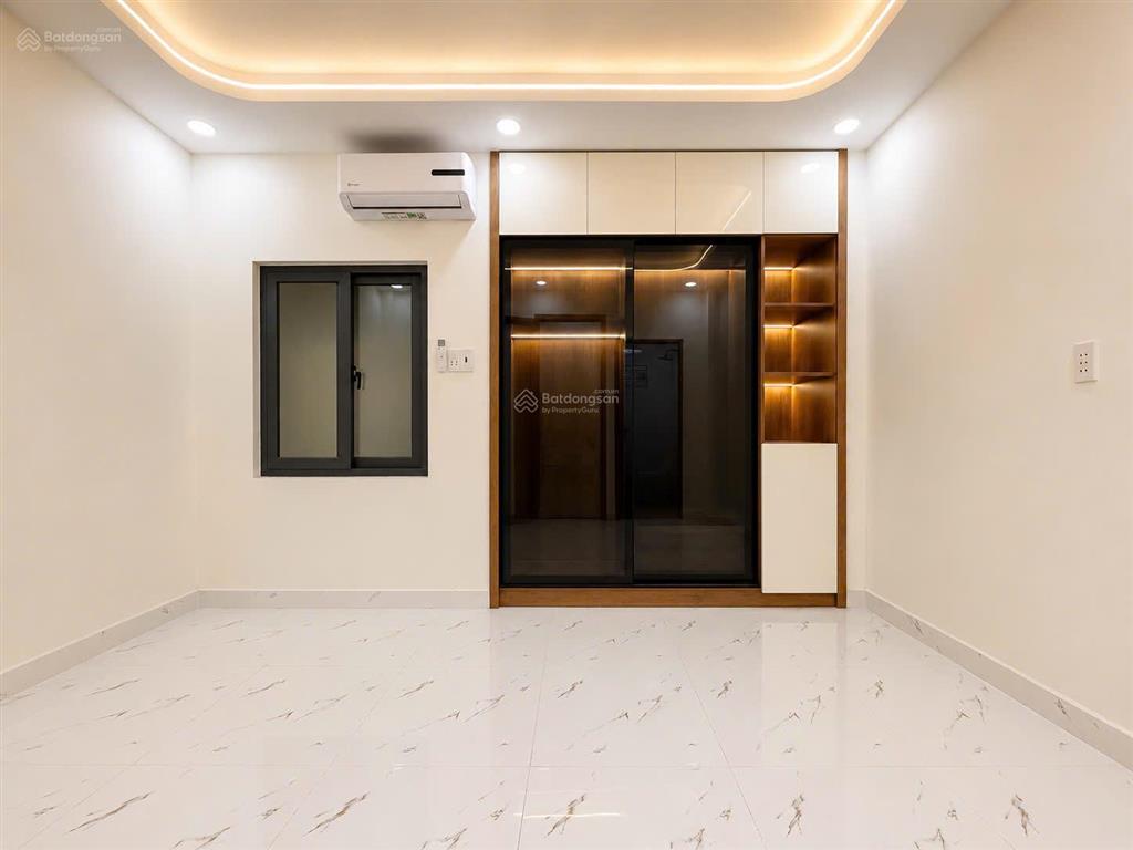 Nhà phố khu metro 2, 4 tầng mới keng, mặt tiền ô tô thông