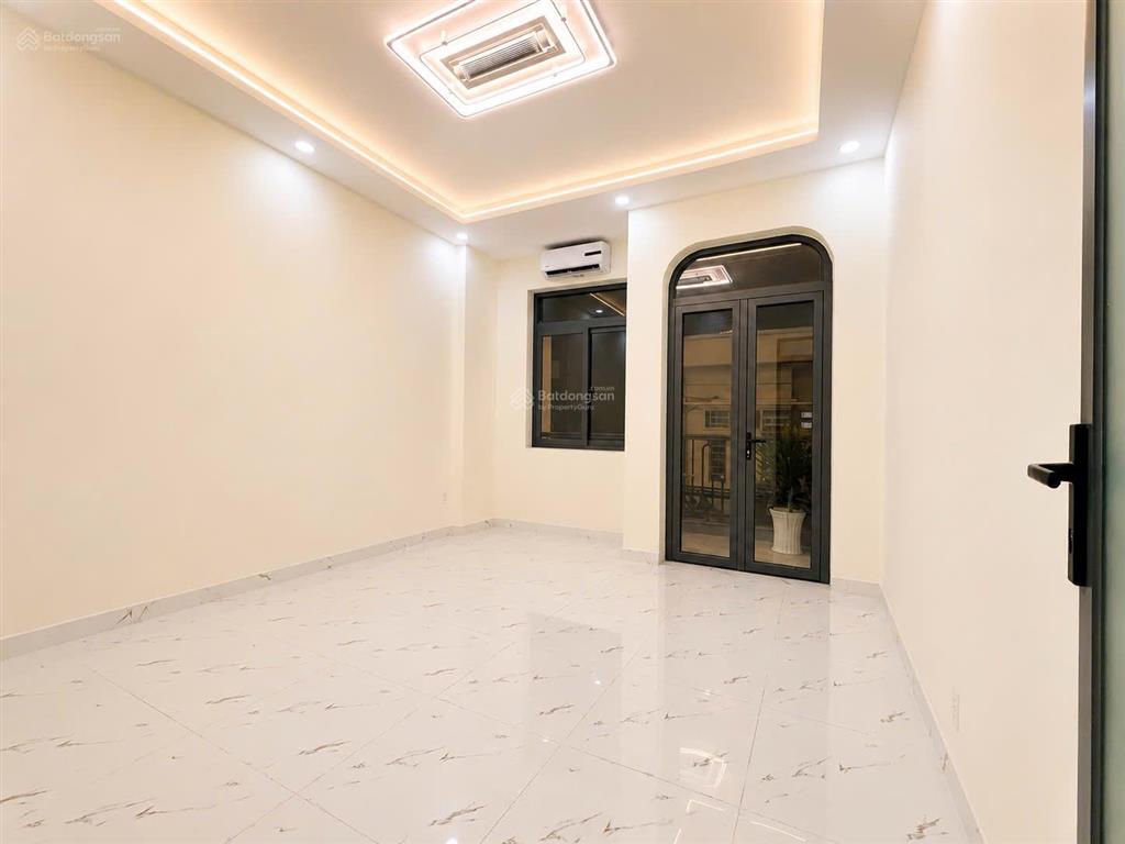Nhà phố khu metro 2, 4 tầng mới keng, mặt tiền ô tô thông