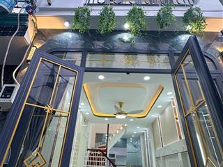 Nhà hẻm xe hơi, gần metro 2, tặng nội thất cao cấp