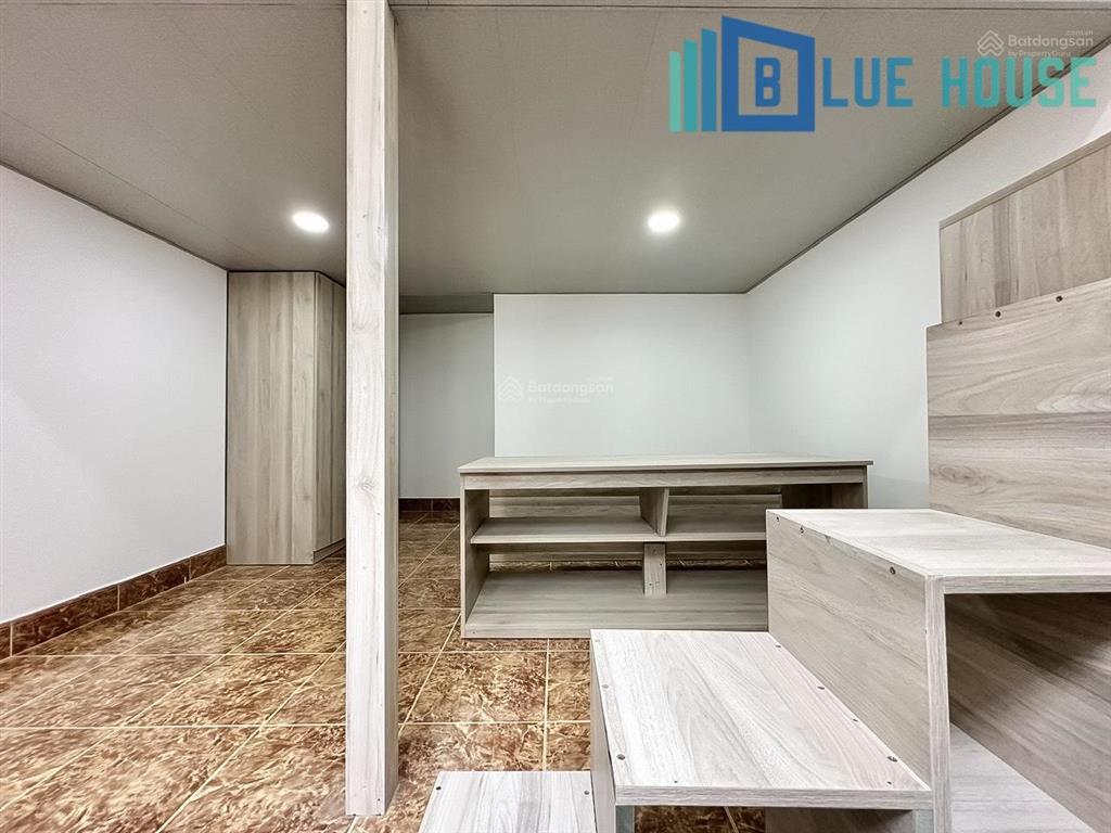 Phòng trọ ban công, máy giặt riêng, gần trường chinh tân bình