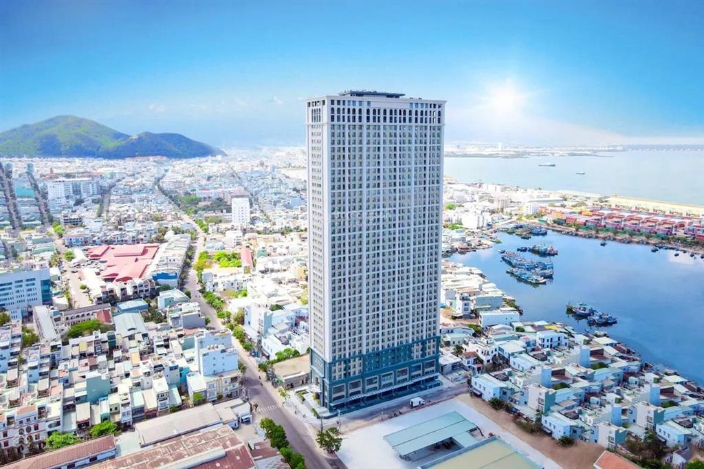 Sổ sẵn căn hộ góc altara quy nhơn.tầng 35 căn 04 2 phòng ngủ  cơ hội đầu tư tốt .gọi 0901 931 ***