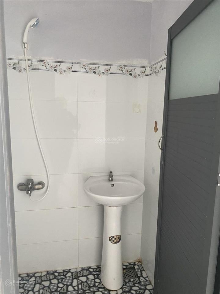 Cho thuê phòng trọ 45 m2 hẻm 178/57/14 huỳnh văn lũy, phú lợi , tptdm, bình dương .