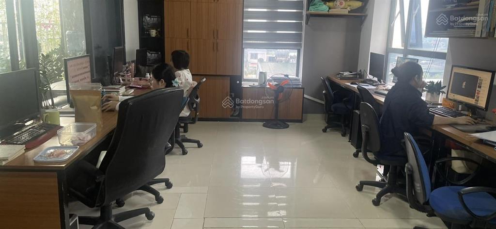 Cho thuê lại mặt bằng văn phòng giá chỉ 15 triệu/tháng khu mỹ đình (gần cầu vượt trịnh văn bô)